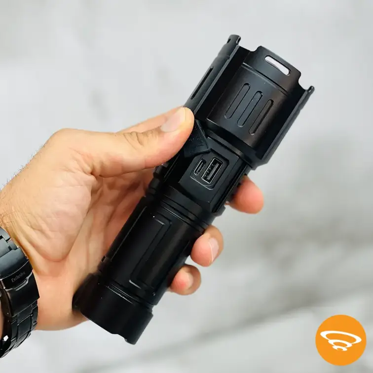 چراغ قوه دستی اسمال سان ZY-T290 با قابلیت پاوربانک و روشنایی 2500 لومن